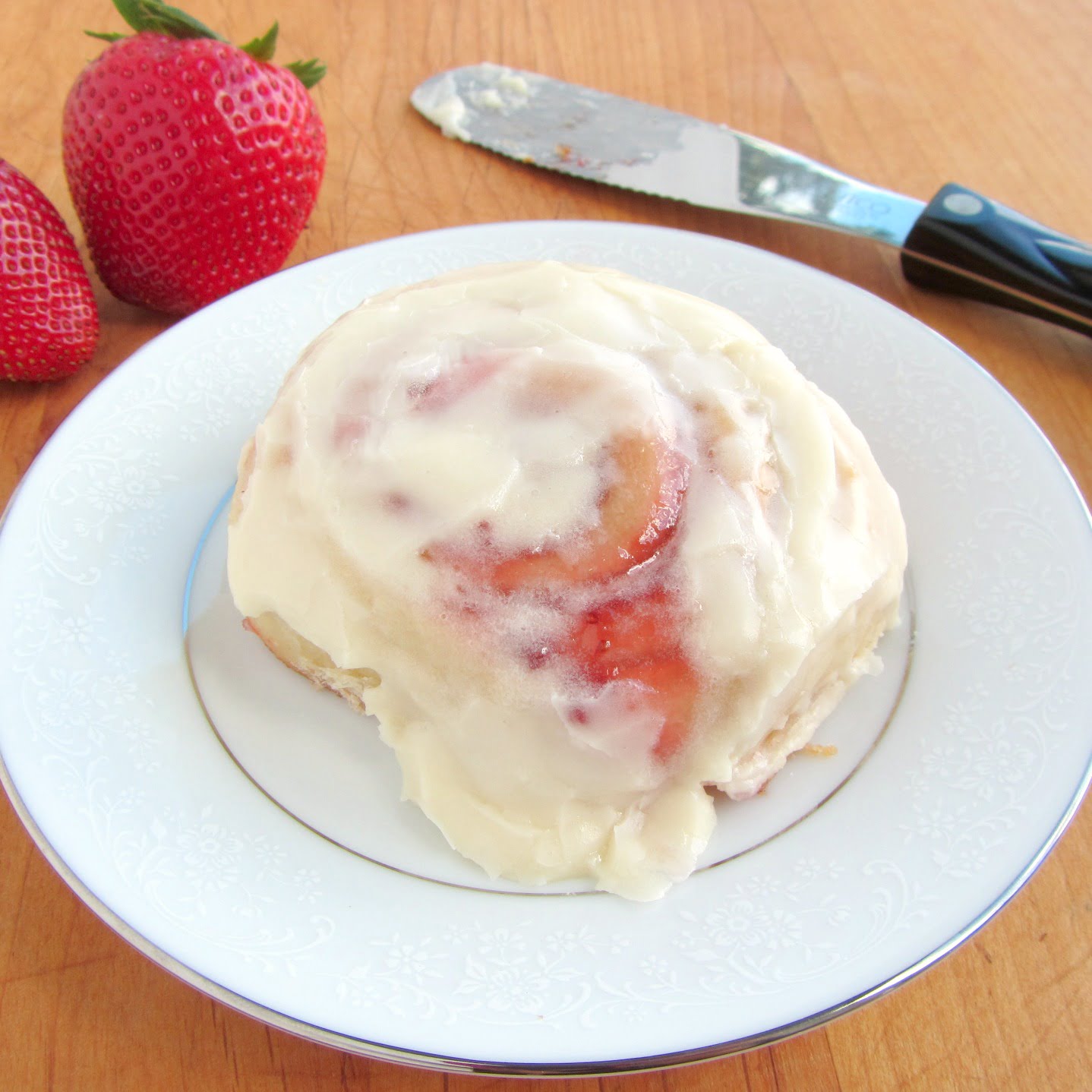 Strawberry Sweet Rolls with Cream Cheese Icing A baJillian Recipes
