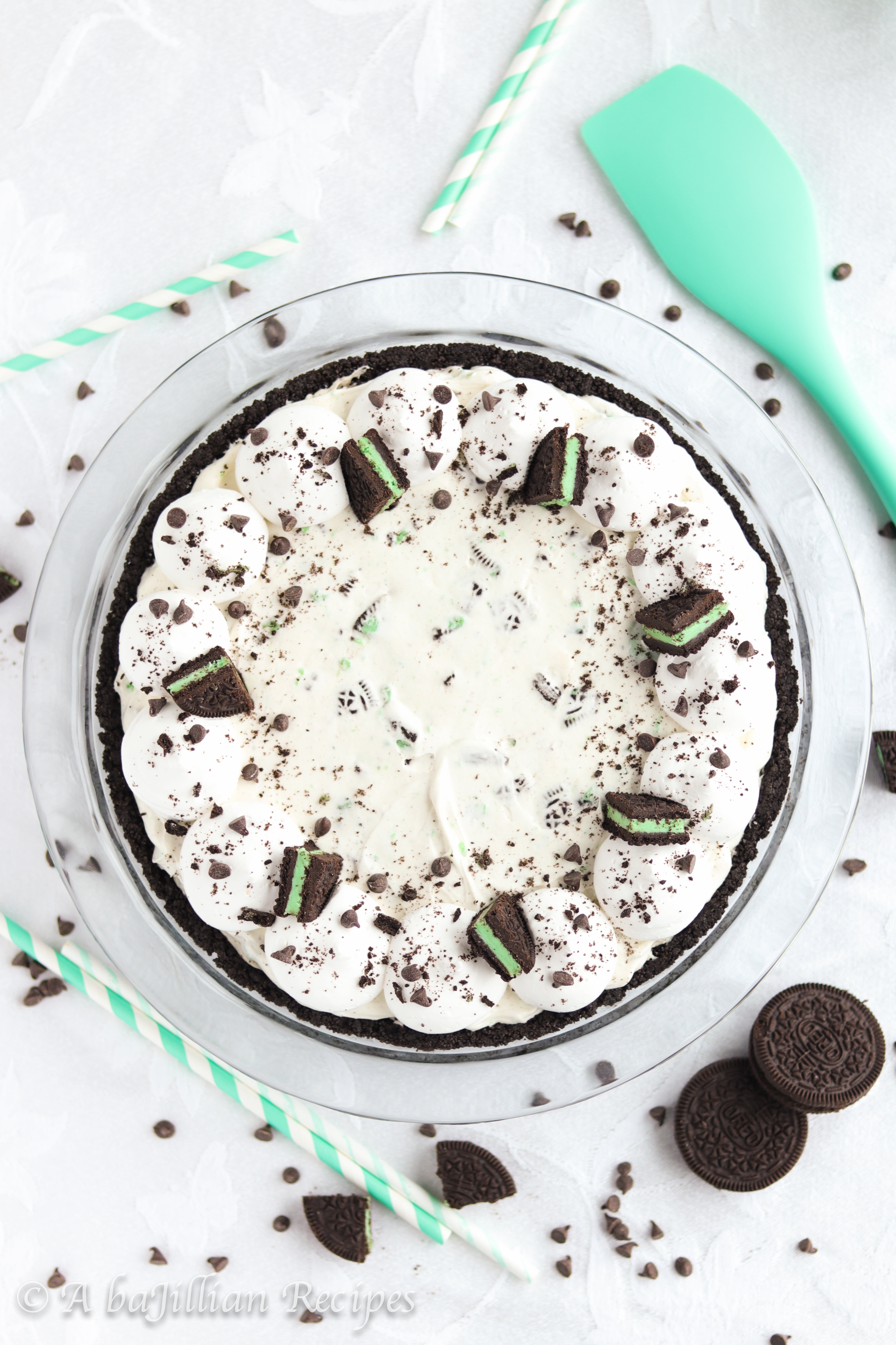 Mint Chocolate Oreo Pie | A baJillian Recipes-4